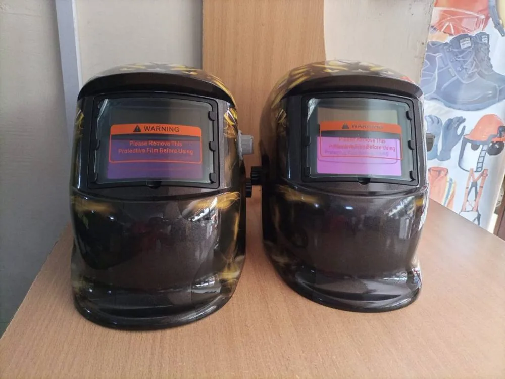 SAFESOL Welding Helmet