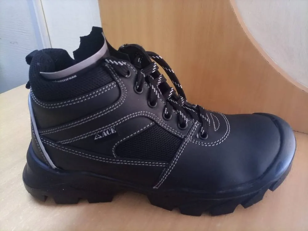 Heavy-Duty Safety Boot