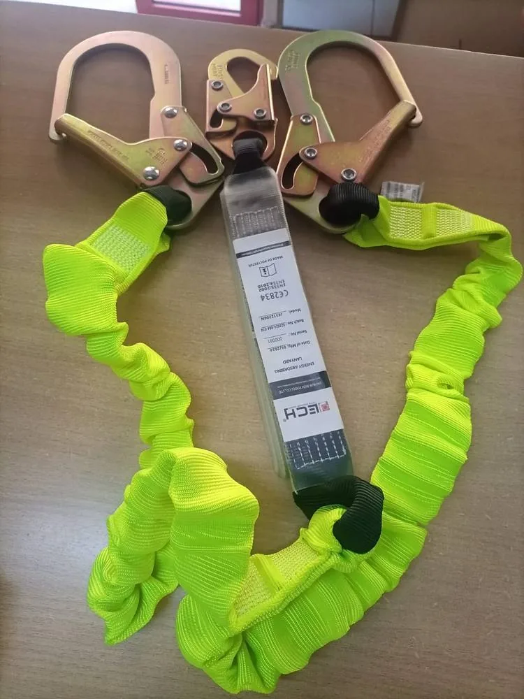 SAFESOL Fall-Arrest Lanyard with Hooks