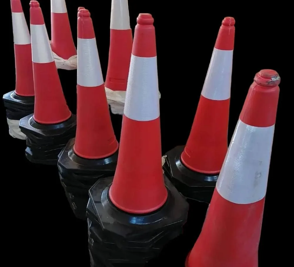 SAFESOL Traffic Safety Cones